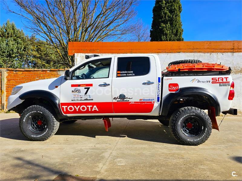 TOYOTA Hilux 2.5 D4D Doble Cabina GX 4x4