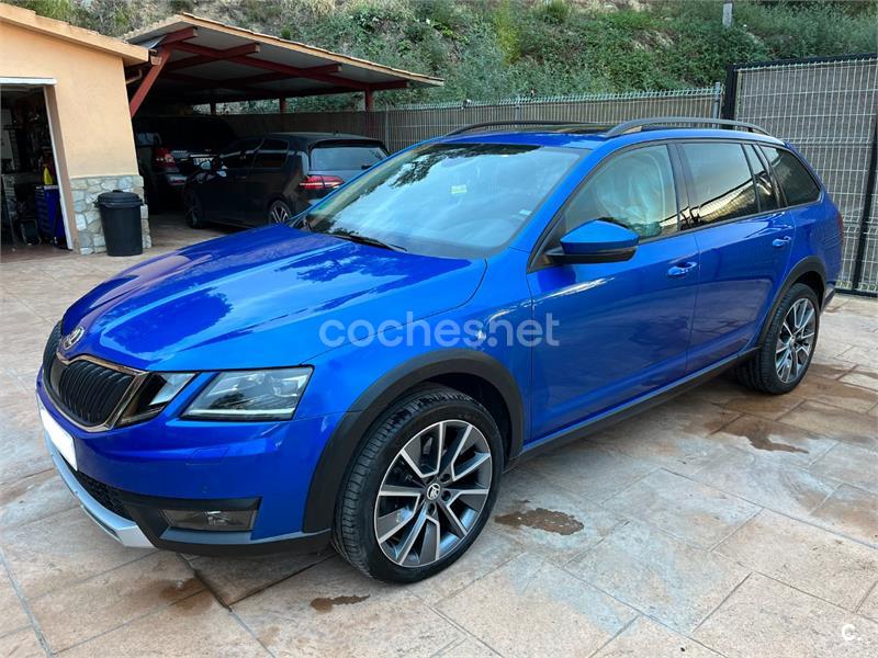 SKODA Scout 2.0 TDI CR DSG 4x4 Scout