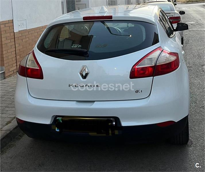 RENAULT Megane