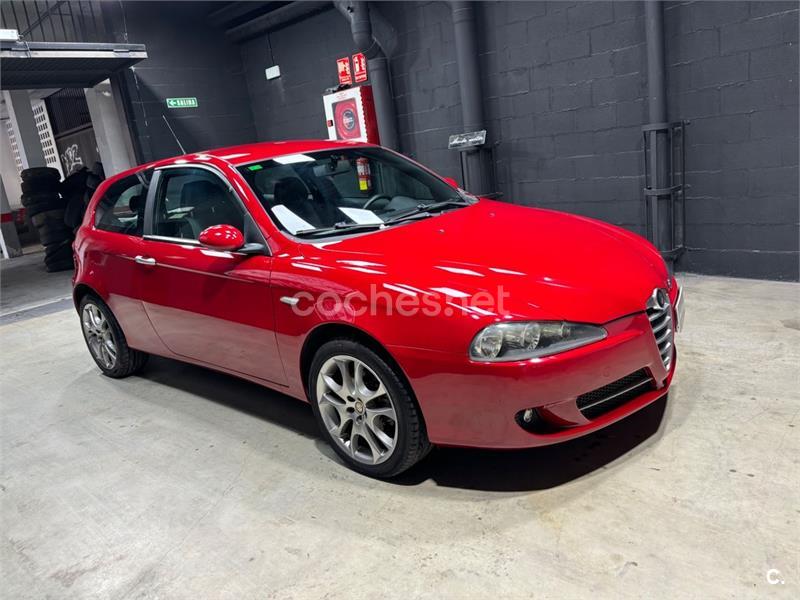 ALFA ROMEO 147 1.6 TS Sport