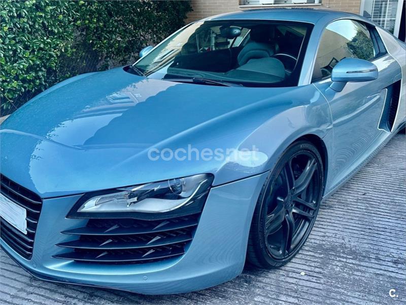 AUDI R8 4.2 FSI quattro R tronic