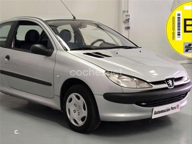 PEUGEOT 206 XR 75