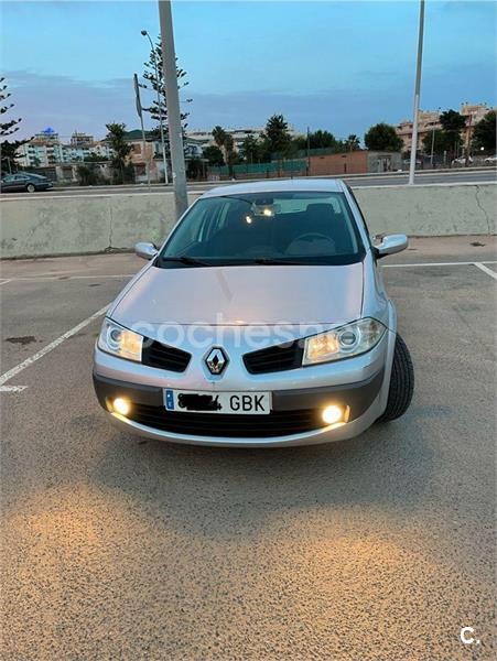 RENAULT Megane