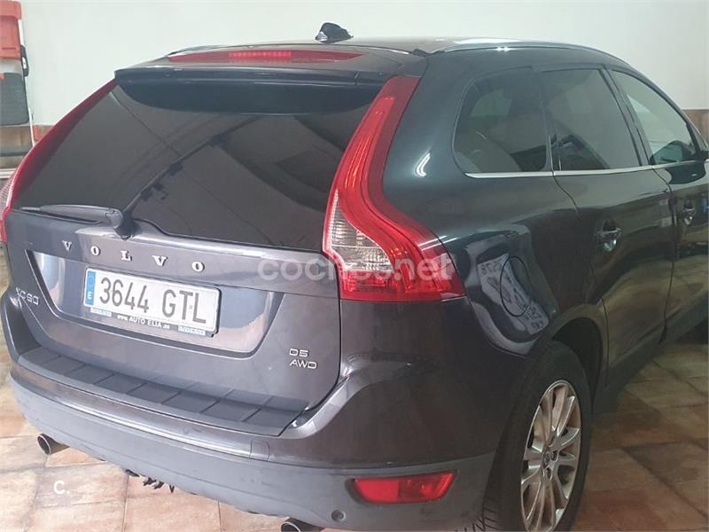 VOLVO XC60 D5 AWD Summum Auto