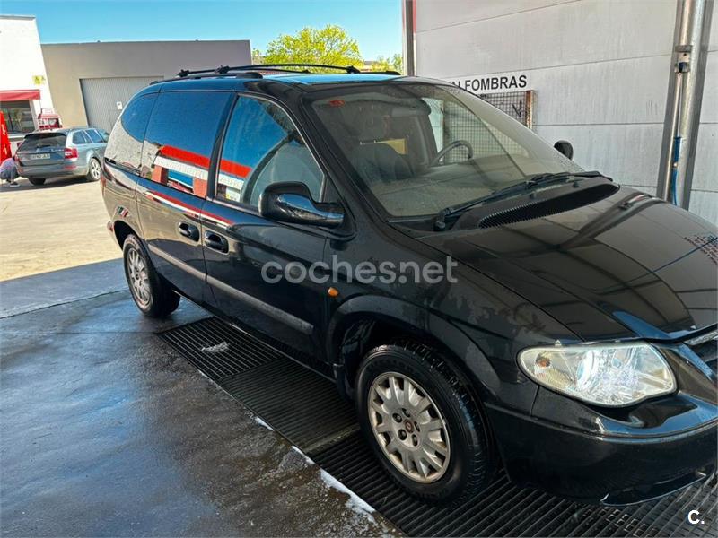 CHRYSLER Voyager