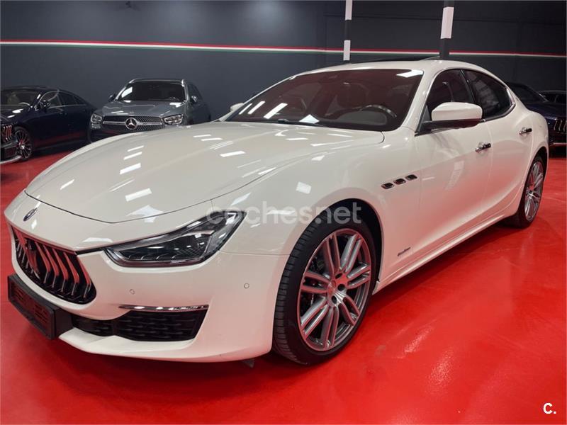 MASERATI Ghibli Granlusso V6 275 HP D RWD