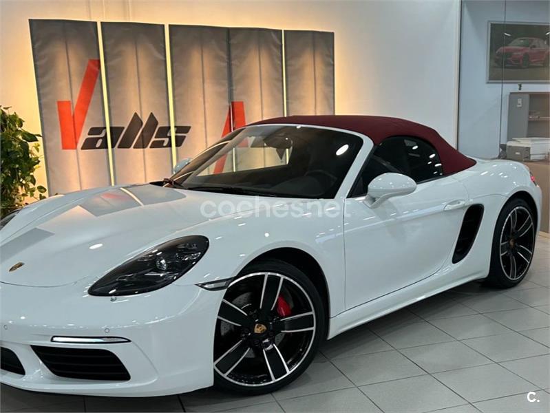 PORSCHE 718 Boxster