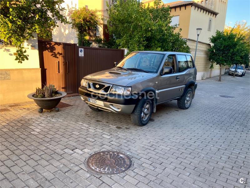 NISSAN Terrano II 2.7 TD Comfort 3p 3p.