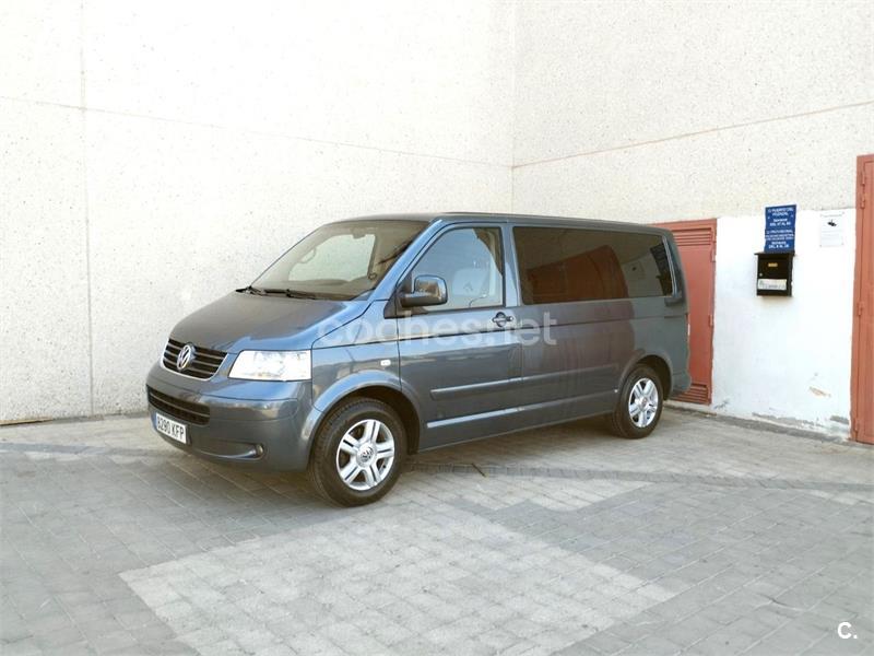 VOLKSWAGEN Multivan 2.5 TDI Startline