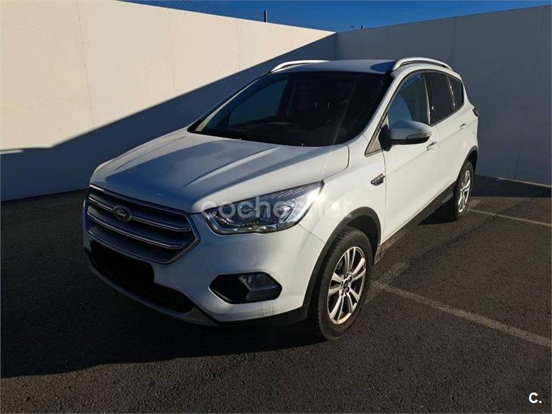 FORD Kuga Trend 1.5 EcoBoost 4x2