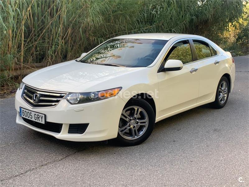 HONDA Accord 2.0 iVTEC Elegance