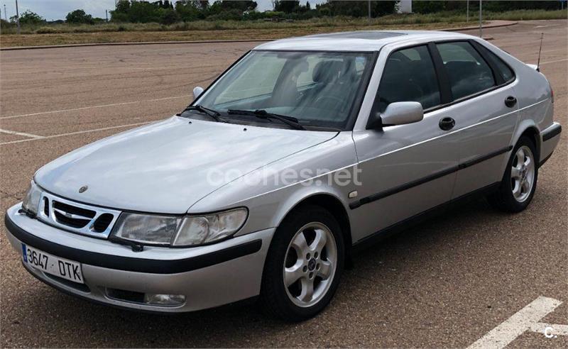 SAAB 93