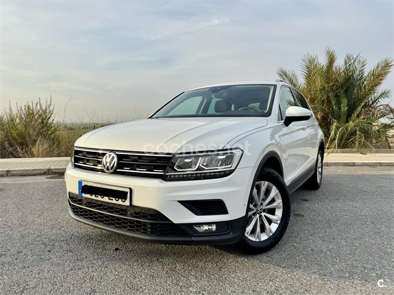 VOLKSWAGEN Tiguan Advance 2.0 TDI DSG