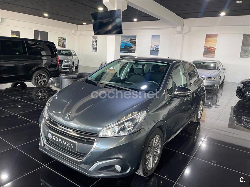 PEUGEOT 208 ALLURE 1.2L PureTech