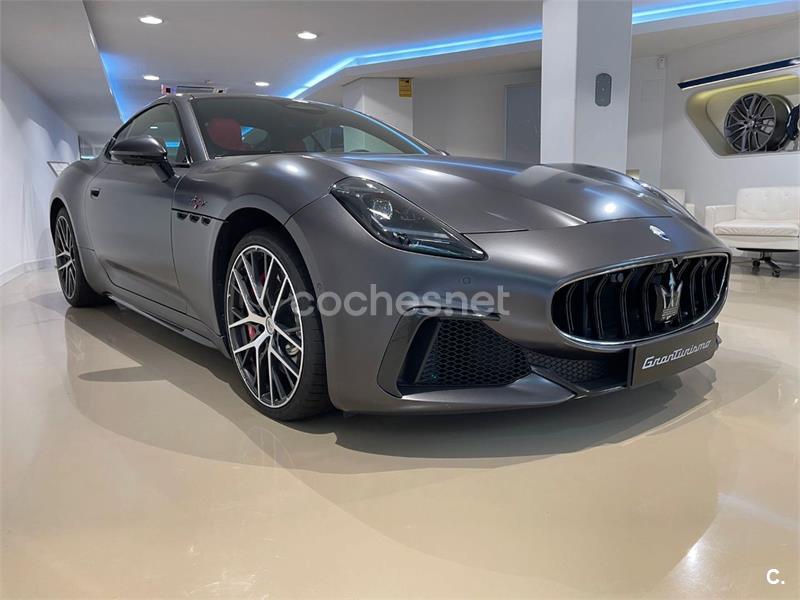 MASERATI GranTurismo Trofeo V6 AWD