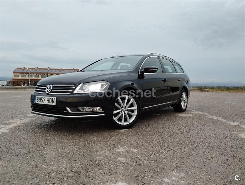 VOLKSWAGEN Passat Variant 2.0 TDI 140cv Highline BMot Tech 5p.