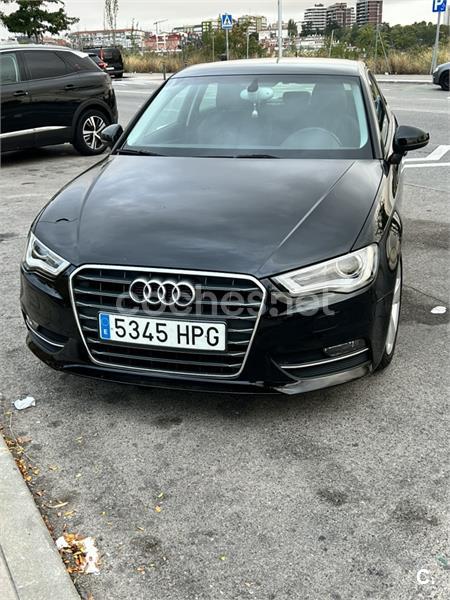 AUDI A3 1.6 TDI Attraction Edicion especial 3p.