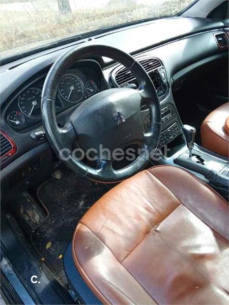 PEUGEOT 607