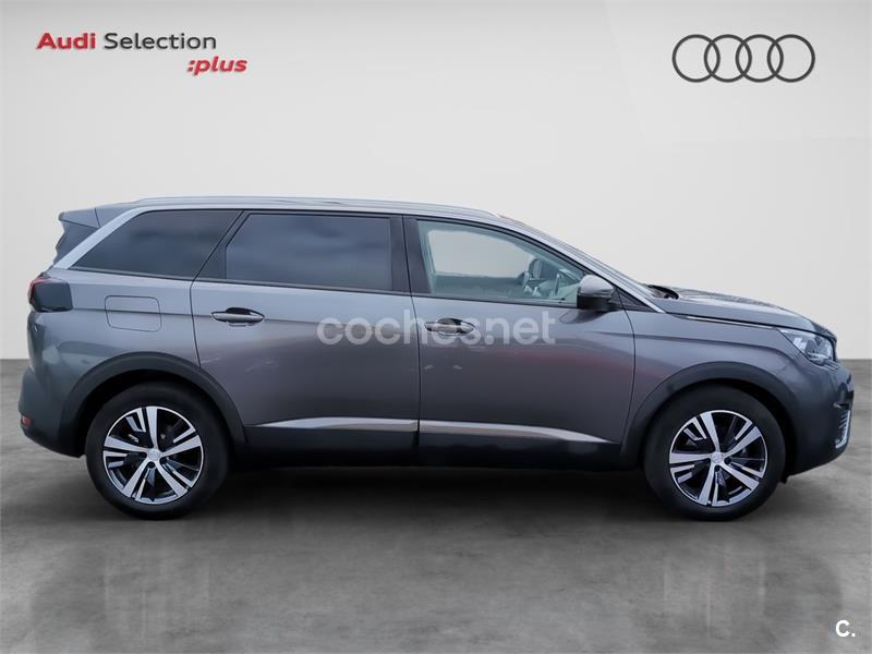 PEUGEOT 5008 Allure 1.2L PureTech SS