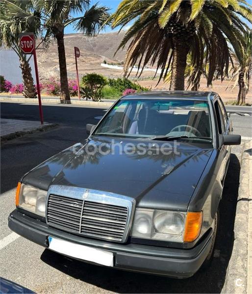 MERCEDES-BENZ 200