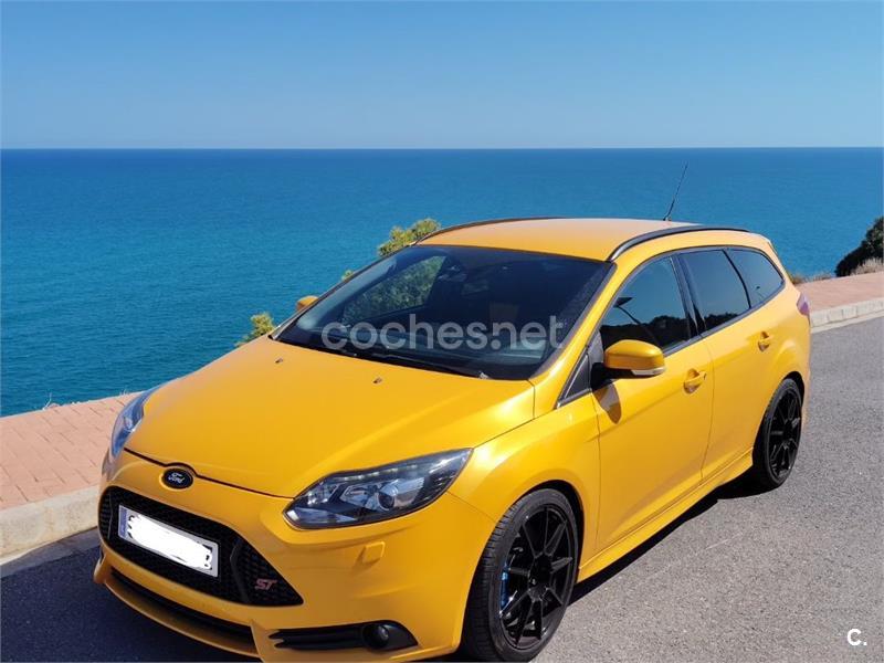 FORD Focus 2.0 EcoBoost 250 ST