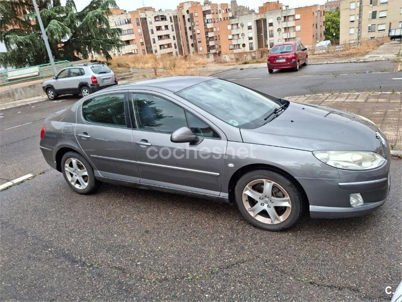 PEUGEOT 407