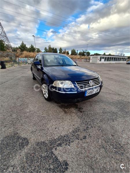 VOLKSWAGEN Passat 1.9 TDi Edition 100CV 4p.