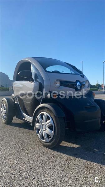 RENAULT Twizy