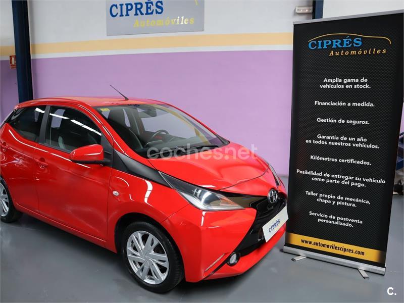 TOYOTA Aygo 1.0 70 xsky