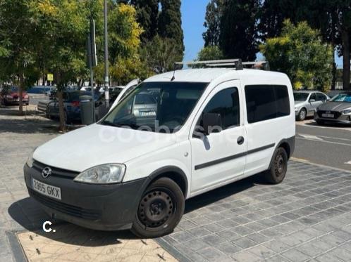 OPEL Combo Tour Essentia 1.3 CDTI 75 CV