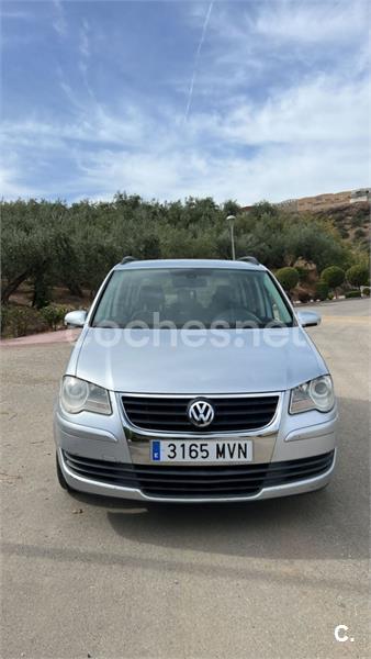 VOLKSWAGEN Touran 1.9 TDI 105 Traveller 5p.