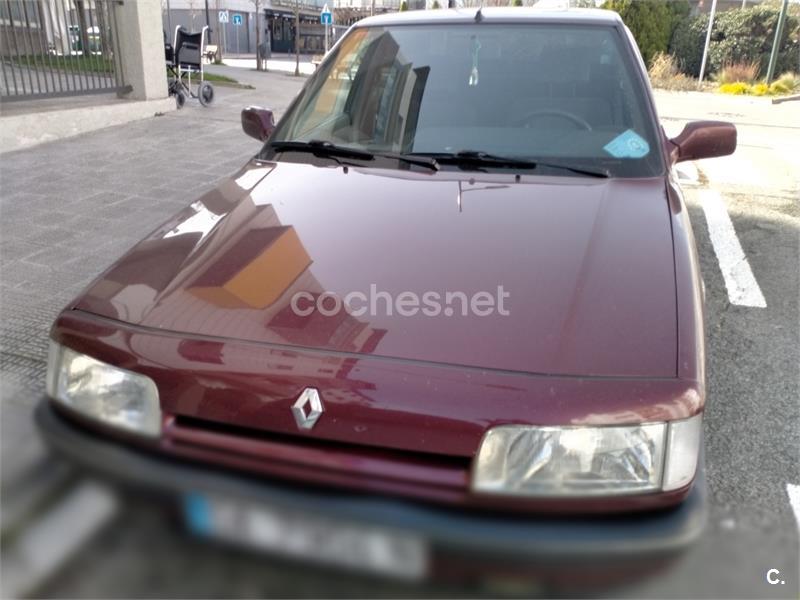 RENAULT R21 R21 2.0 GTX ABS A.A.