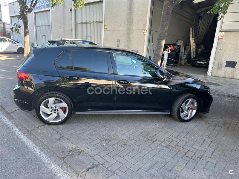 VOLKSWAGEN Golf Style 1.5 eTSI DSG Variant