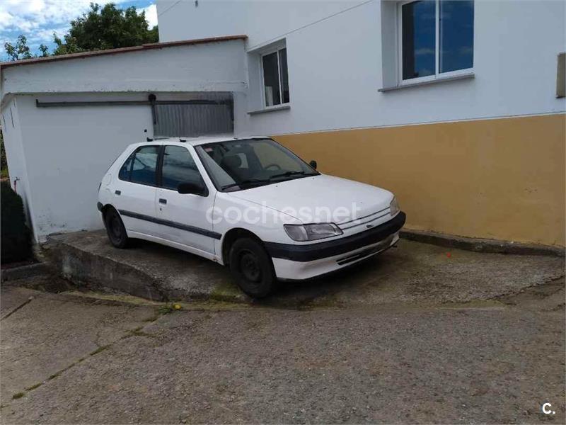 PEUGEOT 306