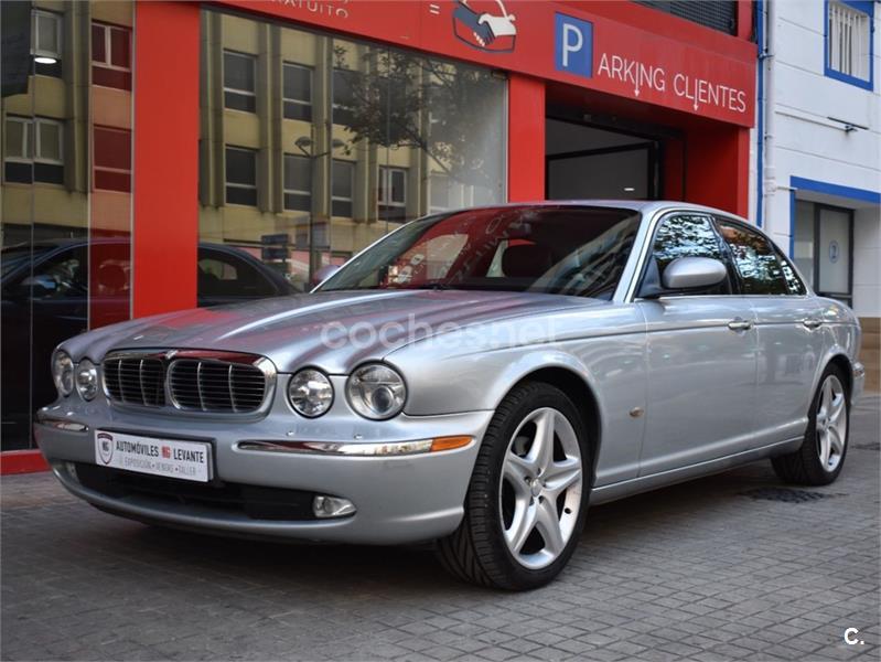 JAGUAR XJ XJ6 2.7D V6 Executive