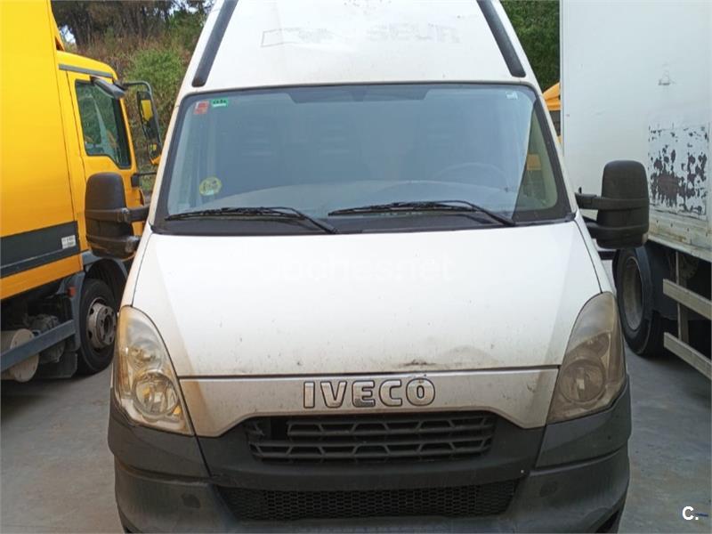 IVECO Daily 35S 15 3000