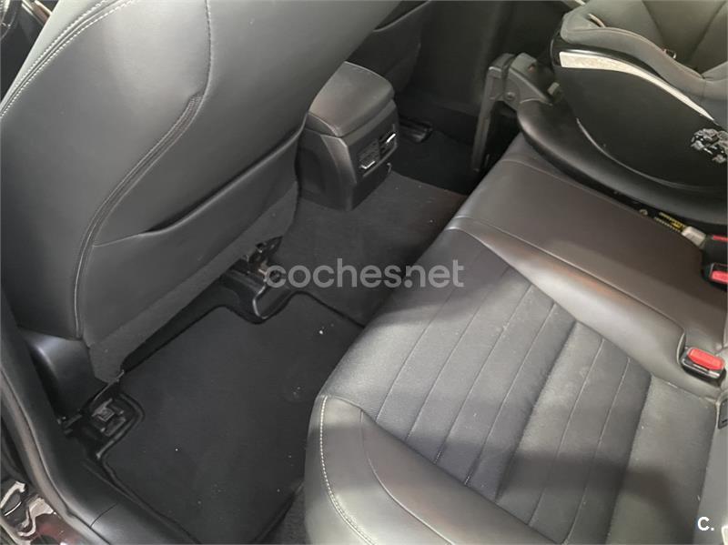 LEXUS IS 2.5 300h Executive Tecno Navibox