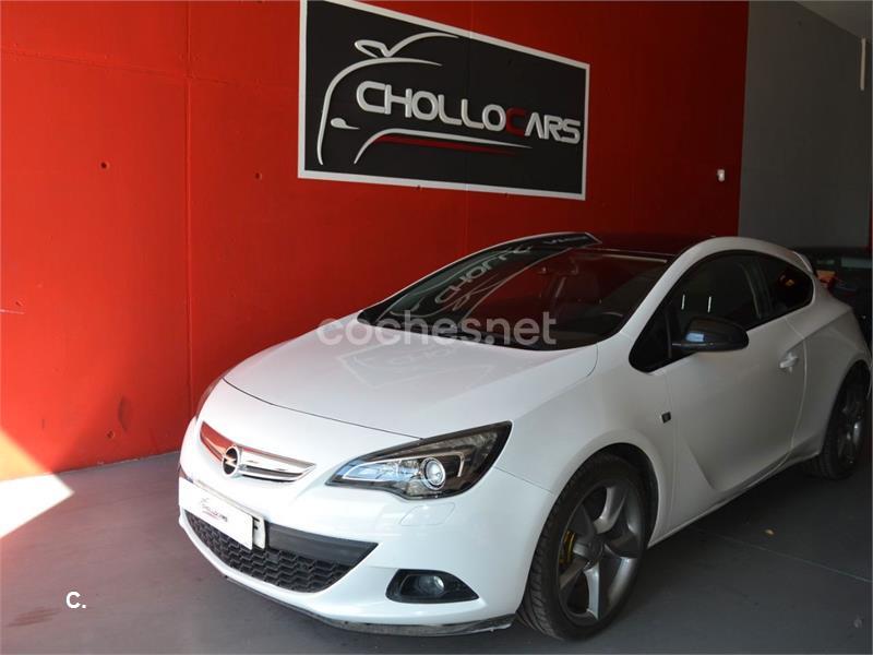 OPEL Astra 1.6 Turbo Sportive GTC