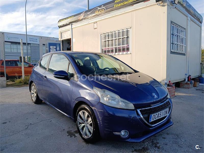 PEUGEOT 208 3P ACCESS 1.2 VTi 82 3p.