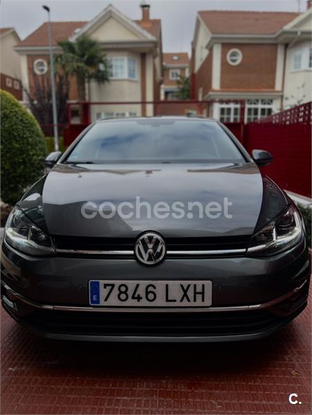 VOLKSWAGEN Golf Sport 1.6 TDI Variant