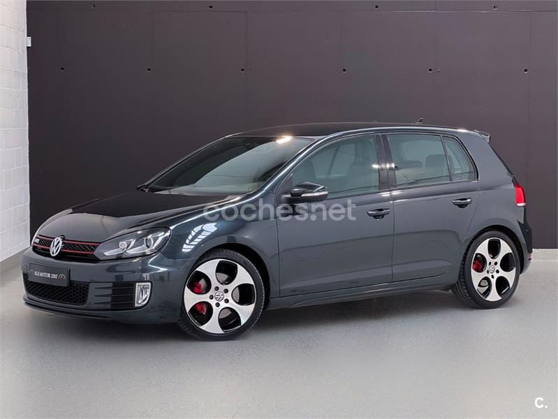 VOLKSWAGEN Golf VI 2.0 TSI DSG 6 vel GTI