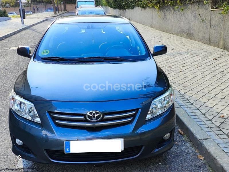 TOYOTA Corolla Sedan 2.0 D4D Sol 4p.