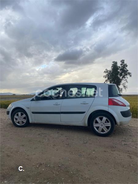 RENAULT Megane CONFORT DYNAMIQUE 1.9DCI