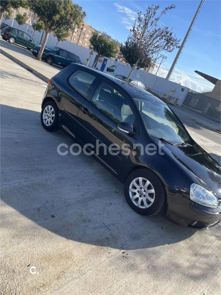 VOLKSWAGEN Golf 1.9 TDI iGolf