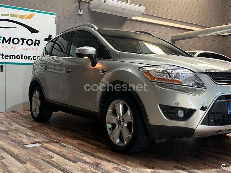 FORD Kuga 2.0 TDCi 4WD Titanium