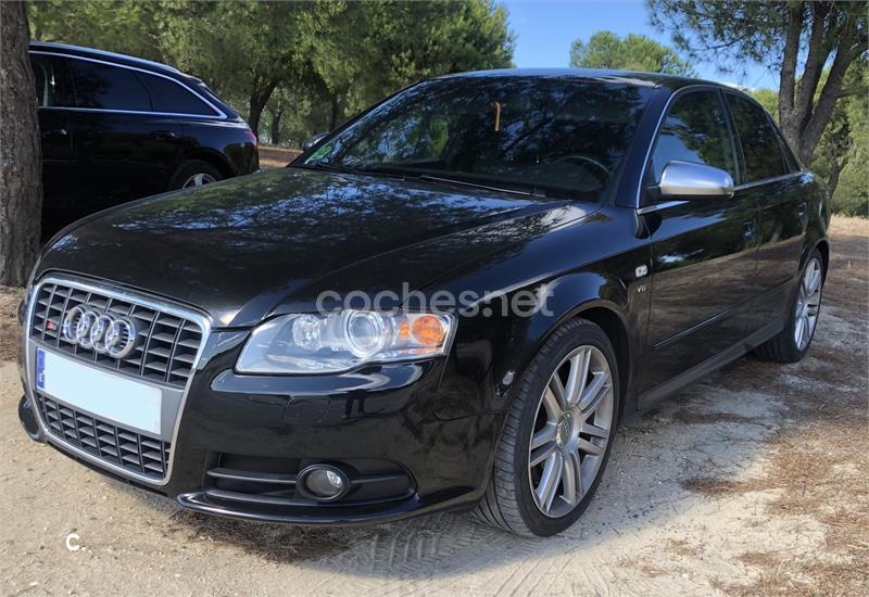 AUDI S4 4.2 quattro tiptronic