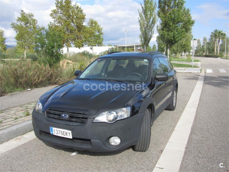 SUBARU Outback 2.5i