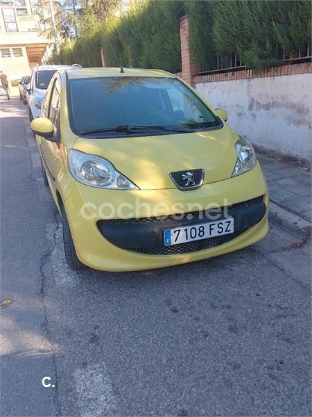 PEUGEOT 107