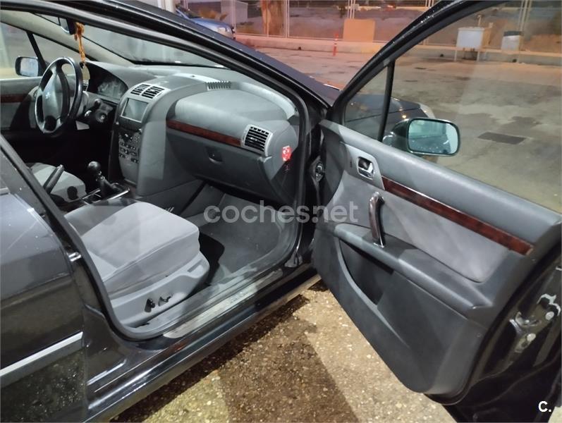 PEUGEOT 407 ST Confort Pack HDI 136