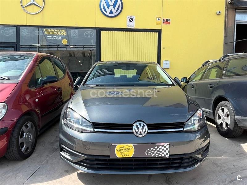 VOLKSWAGEN Golf Business 1.6 TDI